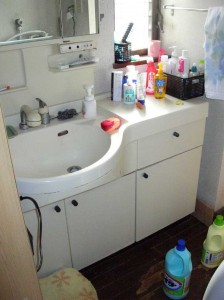 新築当時からの洗面化粧台