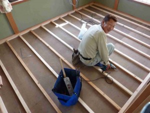山本大工さんです
