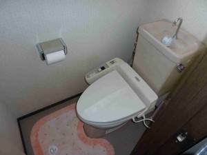 トイレリフォーム前