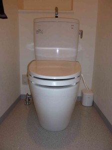 トイレ内も完成。