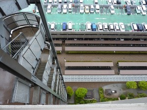 非常に怖い高さ。