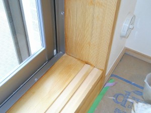 こうなって。