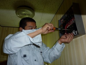 電気担当のてっちゃんで～す。