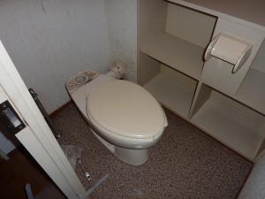 タンク取外し。