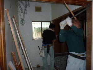 脱衣所解体中。