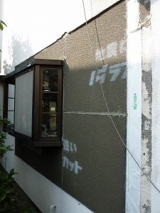 出窓周りの補修。