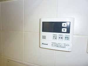 リンナイ社製の給湯器リモコンに。。。