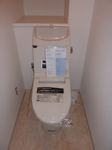 ＩＮＡＸ：アメージュＶ一体型シャワートイレに交換済み。