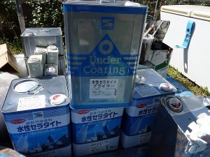 急遽日本ペイント社製からエスケー化研社製品に。。。