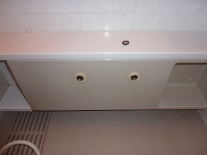 シャワー水栓交換途中。