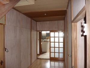 廊下も同じように。