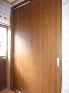 特注ハイドアにて。
