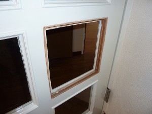 隠し釘４本抜いて。
