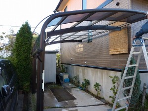 屋根材全て。